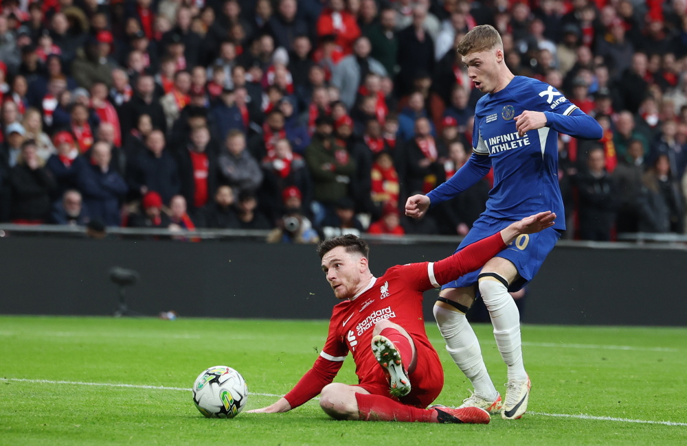 拜仁官方：阿芳和伊藤洋辉参加部分合练，穆西亚拉单独训练（拜仁通报：阿芳、伊藤洋辉参与部分合练，穆西亚拉继续单独训练）