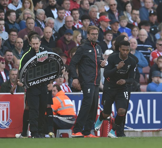 邓加：维尼修斯是足球层面的领袖，而非更衣室领袖（邓加：维尼修斯是场上领袖，但不是更衣室领袖）