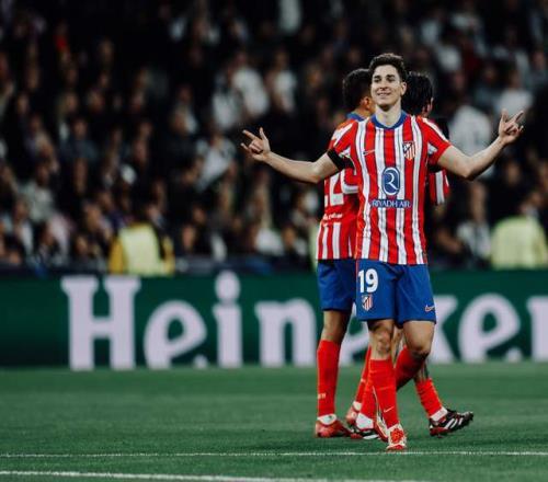 艾纳维：打进罗马处子球像做梦一样；专注和那不勒斯的榜首战（艾纳维：罗马首球如梦，专注与那不勒斯的榜首之战）