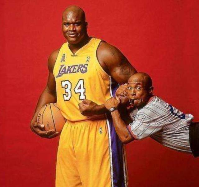 威少21分11助攻约基奇44分13篮板 国王绝地反击终结八连败（威少21分11助 约基奇44分13板 国王上演大逆转终结八连败）